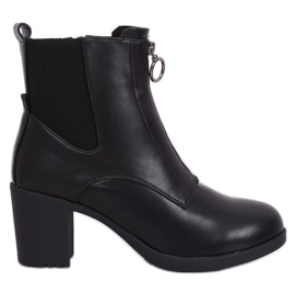 Stivali su un comodo tacco nero SG-363 Black