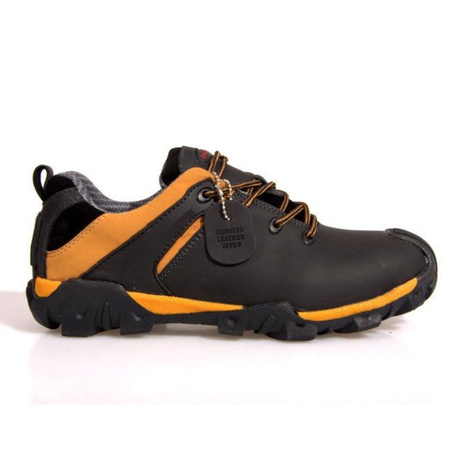 Scarponi da Trekking NAT Pelle. 6254 Nero