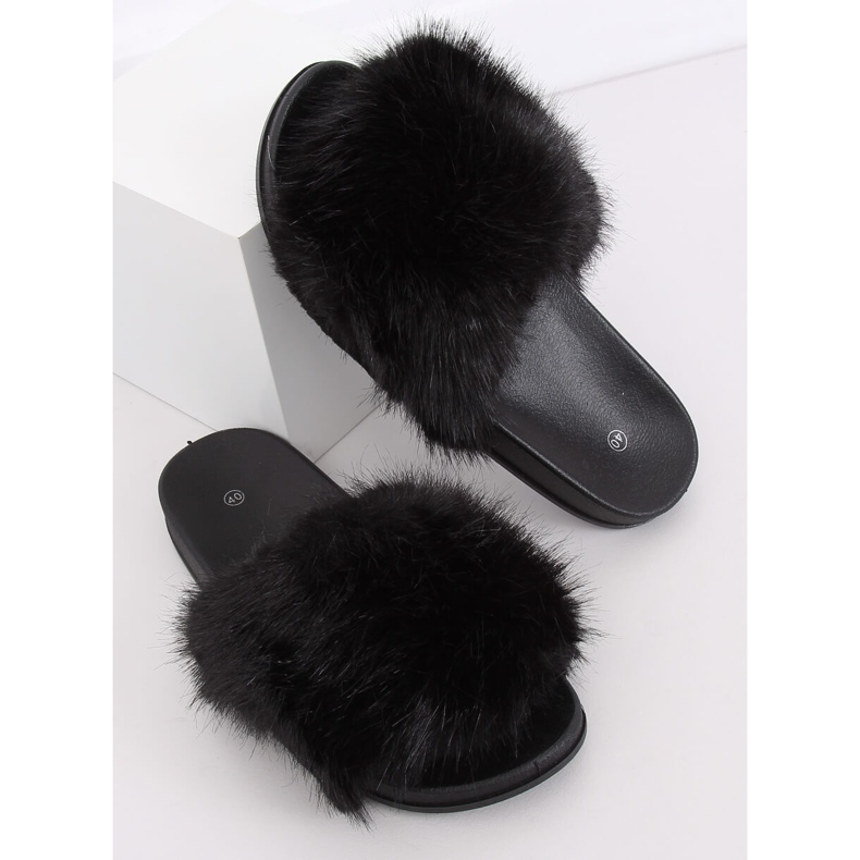 Pantofole nere con pelliccia nera CK107P Nero
