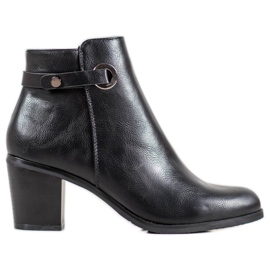 Ideal Shoes Stivali classici in ecopelle nero