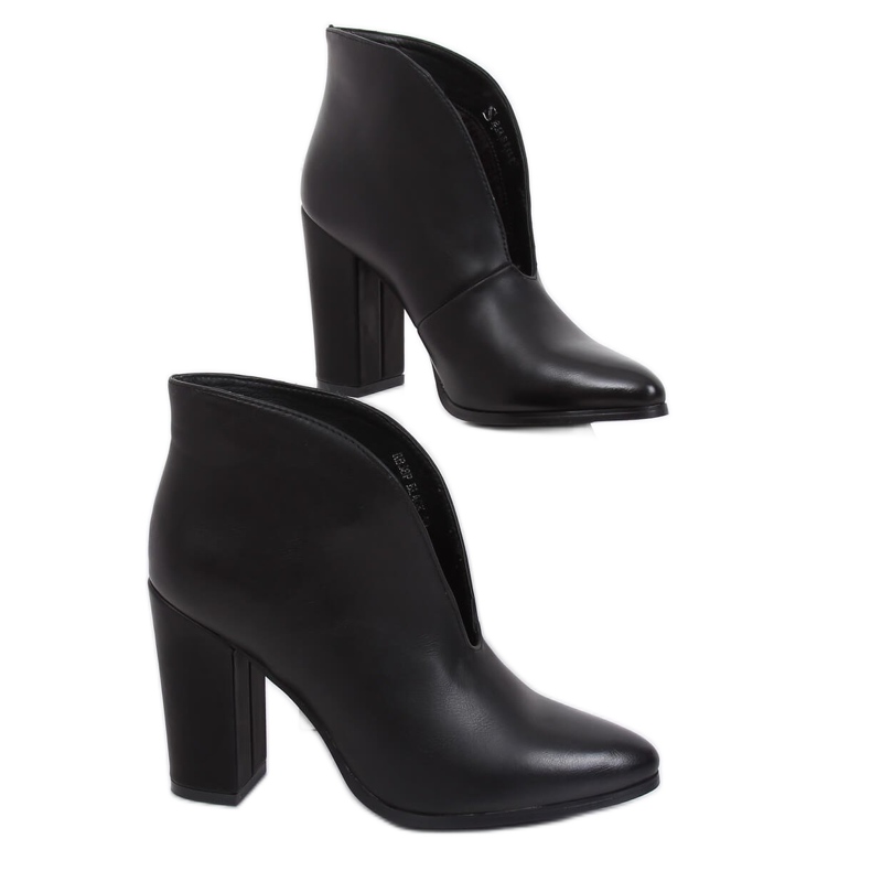 Stivali neri con un cut-out nero RB38P Black Ii Genere
