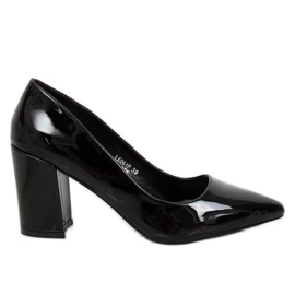 Pompe sul palo nero LE061P Black Ii Quality