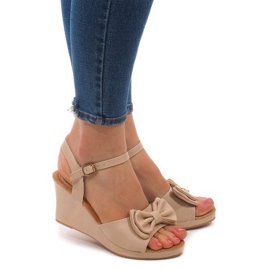 Sandali con zeppa WF-61 Beige nero