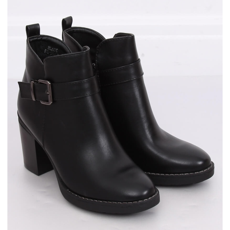 Stivali neri con tacco largo BM-9078 Nero