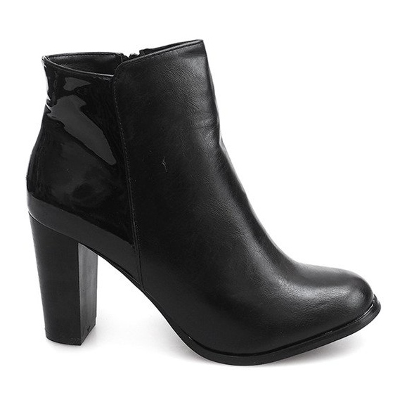 Stivaletti Verniciato F034 Nero