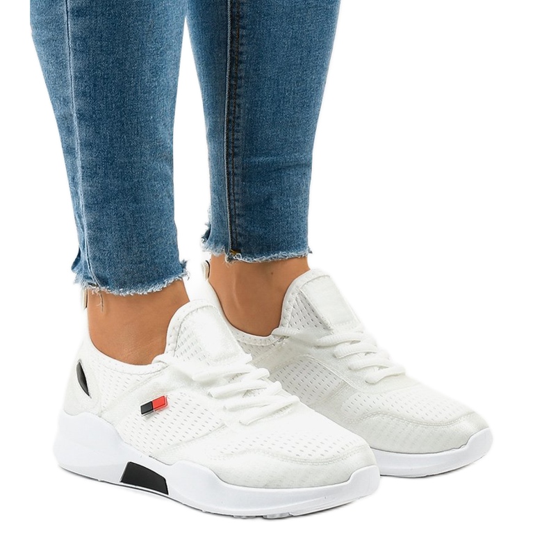 Scarpe sportive da donna bianche SH809 bianca
