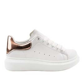 Sneakers bianche su suola spessa 650-3 bianca