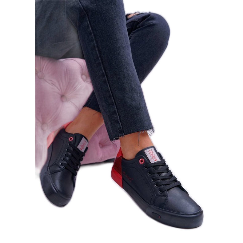 Cross Jeans Sneakers nere da donna EE2R4019C nero rosso