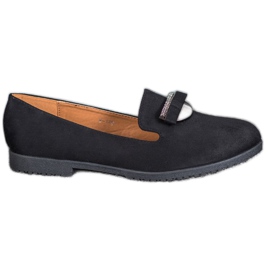 Miss Laura Signori con ornamento nero