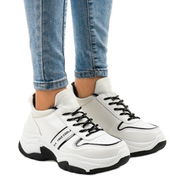 Sneakers alla moda in ecopelle B0-189 bianco nero
