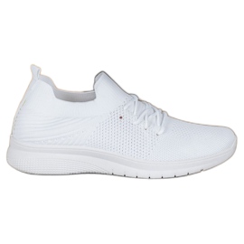 SHELOVET Scarpe sportive basse sulla piattaforma bianco