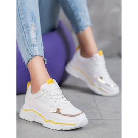 Ideal Shoes Sneakers in ecopelle bianche bianco giallo