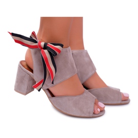 Sandali Donna Pelle Maciejka Su Tacco Beige 04038-04