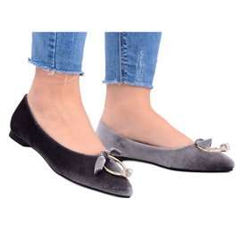 Lu Boo | Orecchino Ballerine in velluto grigio Septum