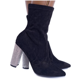 Stivali neri da donna con tacco in pelle scamosciata Hendo nero