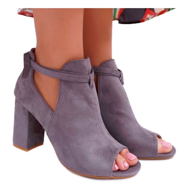 Vinceza Stivaletti grigi Sandali su una barra Open Toes Grigi grigio