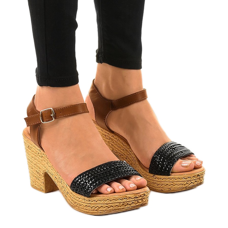 Sandali neri con tacco alto 150-614 marrone nero