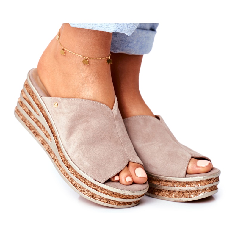 Pantofole in pelle da donna con zeppa Nicole 2559 Lemonade beige
