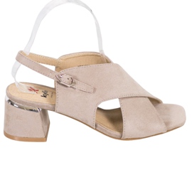 Kylie Sandali beige alla moda