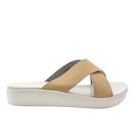 Ciabatte LU22 da donna beige