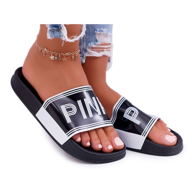 Pantofole da donna nere Vrita nero