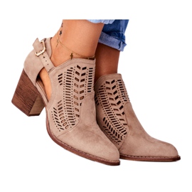 Bellucci Stivali da donna con cut-out Primavera Beige Velluci