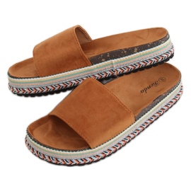 Camel BQ-50 Pantofole da donna Camel marrone