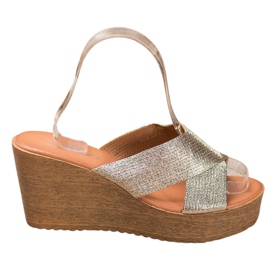 Renda Ciabatte con zeppa oro chiaro d'oro