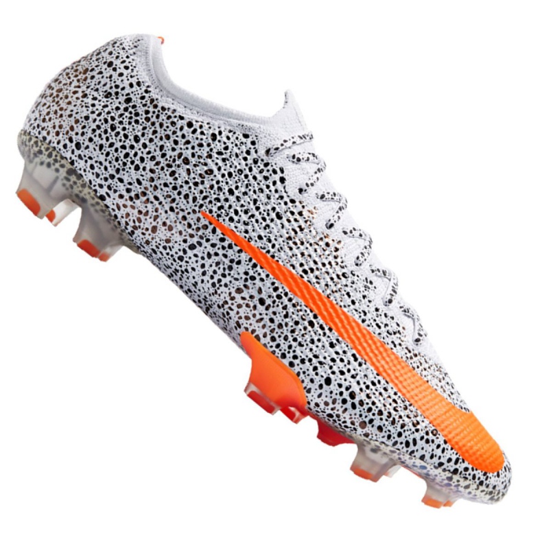 Scarpe da calcio Nike Vapor 13 Elite CR7 Fg M CV3170-180 multicolore grigio