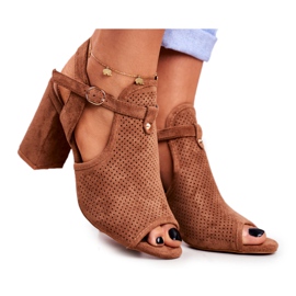 BUGO Sandali da donna con tacco traforato Marrone Kira