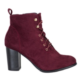 Evento Stivaletti bordeaux sul palo rosso multicolore
