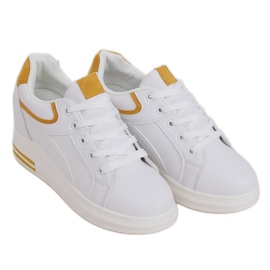 Sneakers bianche BY-0370 WHITE/YELLOW su zeppa nascosta bianca