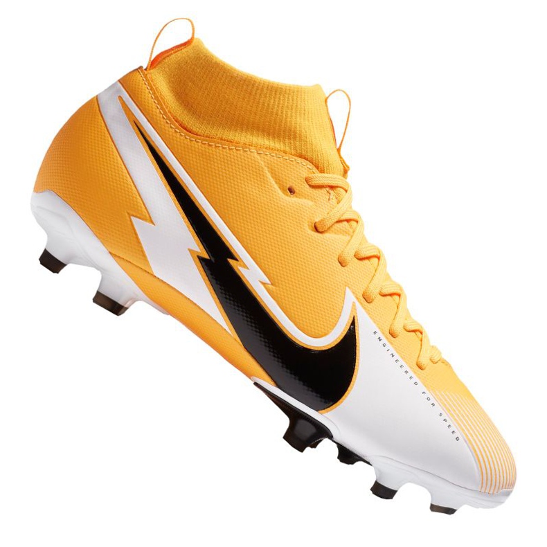 Scarpe da calcio Nike Superfly 7 Academy Mg Jr AT8120-801 multicolore arance e rosse