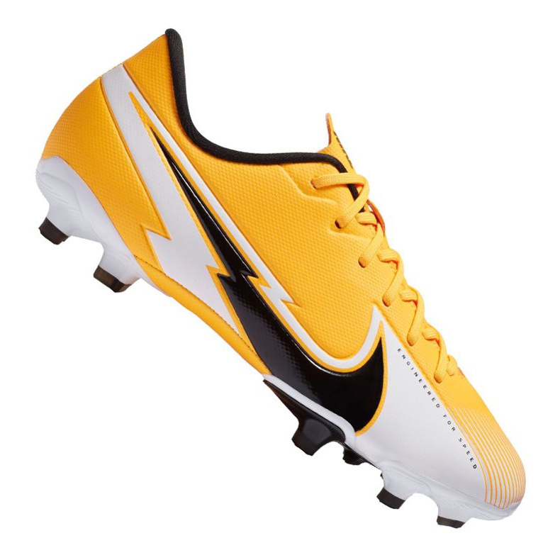 Scarpe da calcio Nike Vapor 13 Academy Mg Jr AT8123-801 multicolore gialli