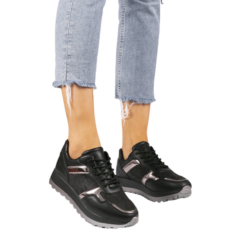 Sneakers sportive in ecopelle nera 2019-447 nero