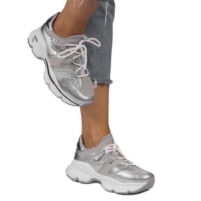 Sneakers grigie in lycra C947 grigio