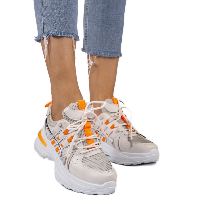 Scarpe sportive beige e arancio C9288 arancia