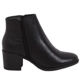 Stivali neri con tacco largo HFN-0759 Nero