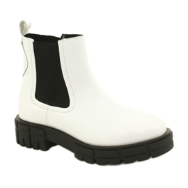 Stivali da donna bianchi Caprice 25428-25 122 naplak bianco nero