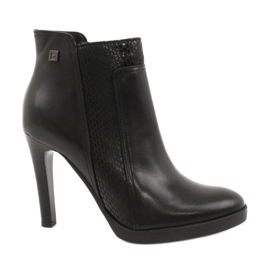 Stivali da donna in pelle Arka 7245 nero