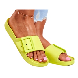 Pantofole da donna Big Star con fibbia verde FF274A390