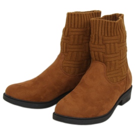 Stivali con tomaia cammello E2100 Maglione cammello marrone