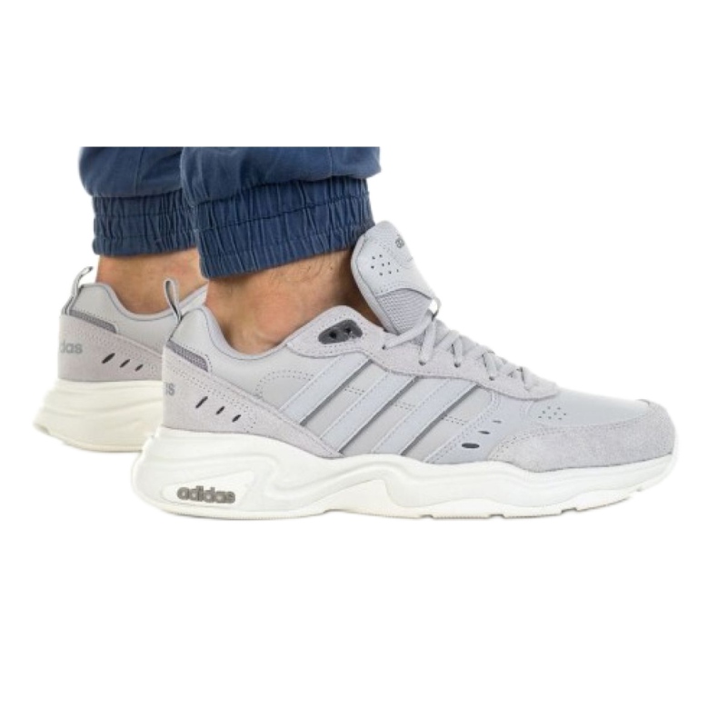 Scarpe Adidas Strutter M FW3743 grigio