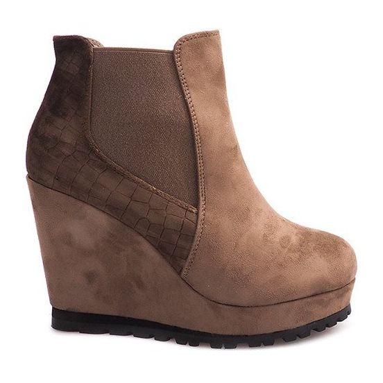 Stivali con zeppa in pelle scamosciata 7-GK7851B marrone