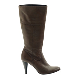 Nessi Stivali in pelle con tacco Marrone 20310