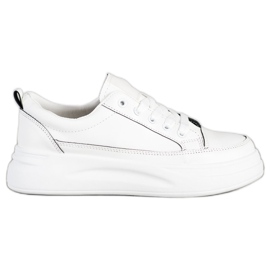 SHELOVET Scarpe sportive sulla piattaforma bianco