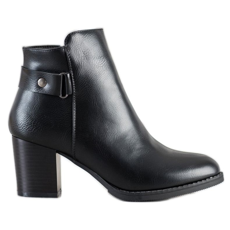 J. Star Stivali comodi su un post nero