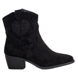 Cm Paris Cowgirl con un motivo nero