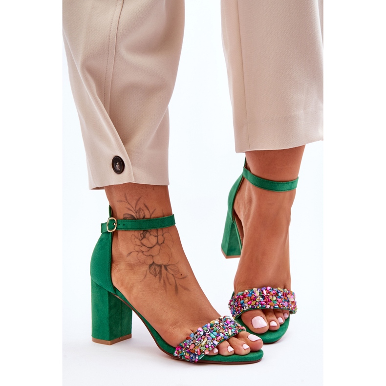 Sandali alla moda con tacchi alti e pietre decorative verdi Love Me verde 2