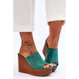 Infradito leggero su una massiccia piattaforma Green Good Vibe verde 1